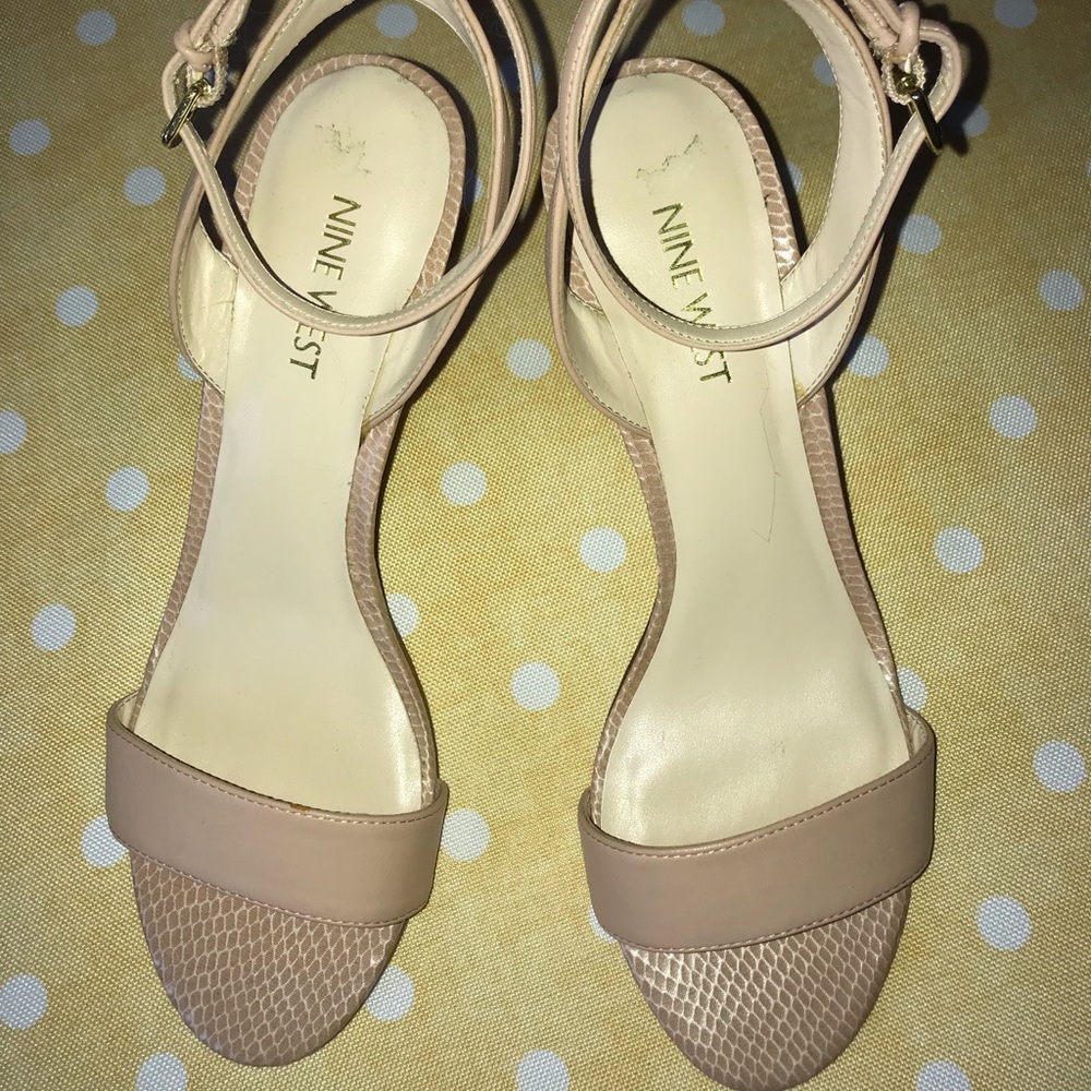 New Nine West Strappy Heels